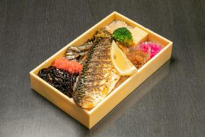 塩サバ弁当