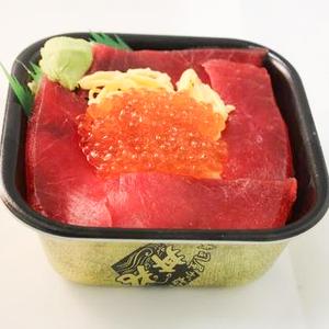 まぐろいくら丼