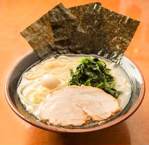 豚骨塩ラーメン