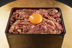 (卵黄入り)割りしたで作る黒毛和牛丼 和牛大盛