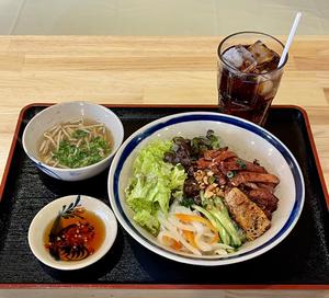 ブン (米粉細麺) まぜそば+スープ+コーラセット Set Bn Trn + Sp + Nc Coca
