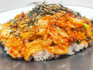 【ご飯がススム】肉キムチ丼