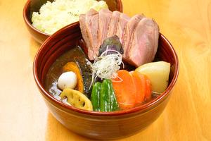 やわらか仔羊のガーリック焼き