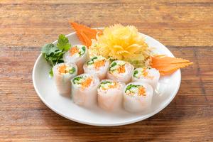 ガパオ食堂 生春巻き Spring Rolls