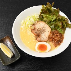 極み鶏(鶏白湯ラーメン)
