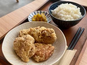 極鶏からあげ激増しガーリック3個弁当