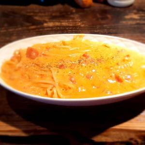 自家製トマトクリームパスタ