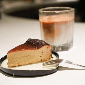 チーズケーキ