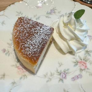 チーズケーキ
