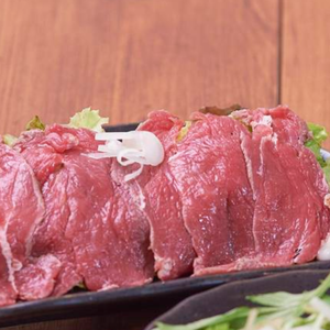 牛もも肉のたたき