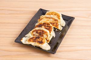 焼き餃子5個