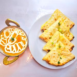 チキンカレー+チーズナン(chicken curry+cheese naan)