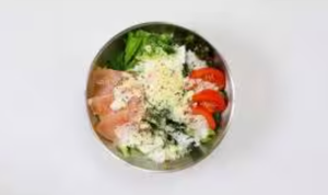 半熟卵のシーザーサラダ