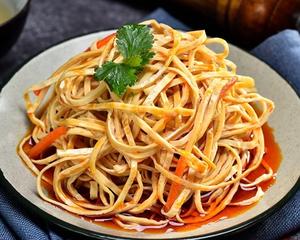 拌干豆腐/干し豆腐サラダ