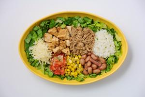 フリホーレス メキシカンサラダPChicken＆Carnitas Salad