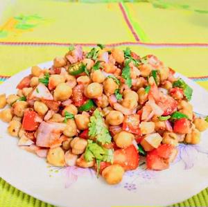 CHAANA SALAD/チャナサラダ