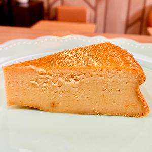 ベイクドチーズケーキ(ビターキャラメル)