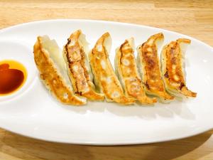 特製焼餃子(6個)タレ付き