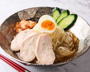 東京冷麺スタンド 鶏むねチャーシュー盛岡冷麺 Morioka Cold Noodles with Juicy Chicken Breast