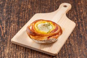 とろたまベーコンエッグ