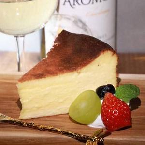 自家製バスクチーズケーキ