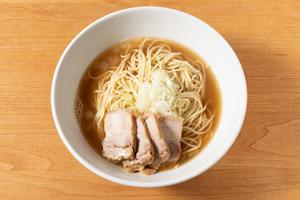 比内鶏肉そば