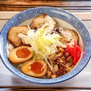 炙りチャーシュー丼