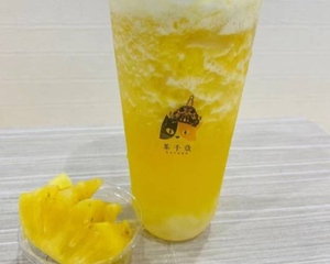 たっぷりパイナップルティー L