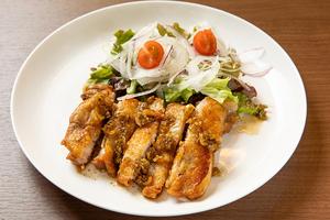 レモングラス香る！チキンステーキ