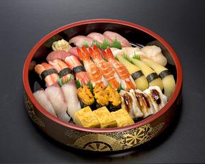 魚屋路 さくら(3人前)