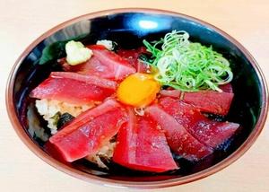 マグロ丼