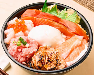 魚丼 魚たま丼 (150) ★温玉別容器