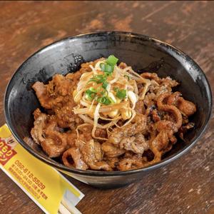 カルビ丼(味噌汁付き)