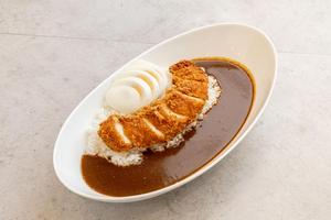 手仕込みチキンカツカレー 【Chicken cutlet curry】