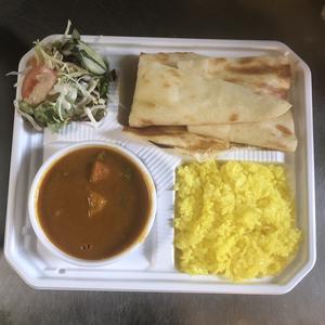 チキンキーマカレー弁当