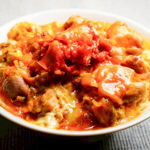 鶏だくキムチの親子丼(鶏 120g) Oyako-don with chicken and kimchi(120g chicken)