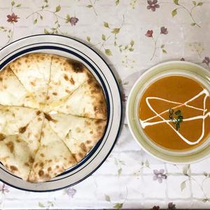 チーズナンとカレーセット