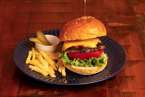 チーズバーガー Cheeseburger