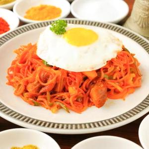 チャウメン Chow Mein