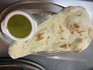 ほうれん草 チキンカレーセットSag (Horenso) chicken curry (set)
