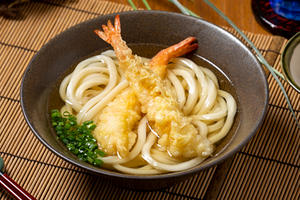 海老天うどん Shrimp Tempura Udon Noodles