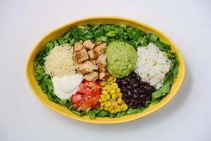 フリホーレス ワカモーレチキンサラダChicken ＆ Guacamole Salad
