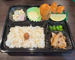 カキフライ弁当