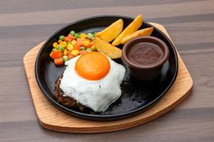 エッグハンバーグ
