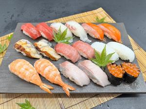 お得！寿司盛合せ(上)2人前 Great deal！ Assorted sushi (premium) for 2 person