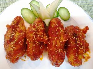 チキンウィング CHICKEN WINGS