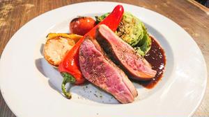 トラットリア クアルト 鴨胸肉のロースト