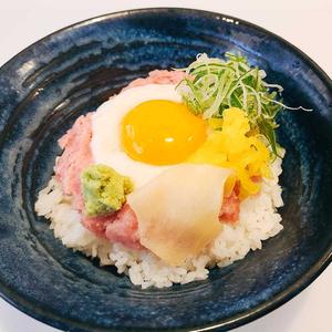 ねぎとろろ月見丼