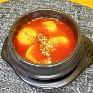 スンドゥブスープ肉汁爆発餃子(4個)