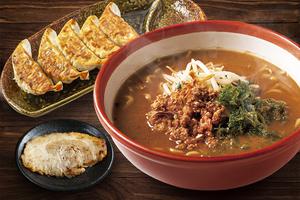 伊勢味噌らーめん+炙りチャーシュー1枚+餃子